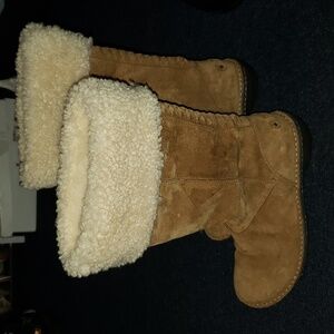 UGG Australia Solid Wedge WOMENS SNOWBOOT